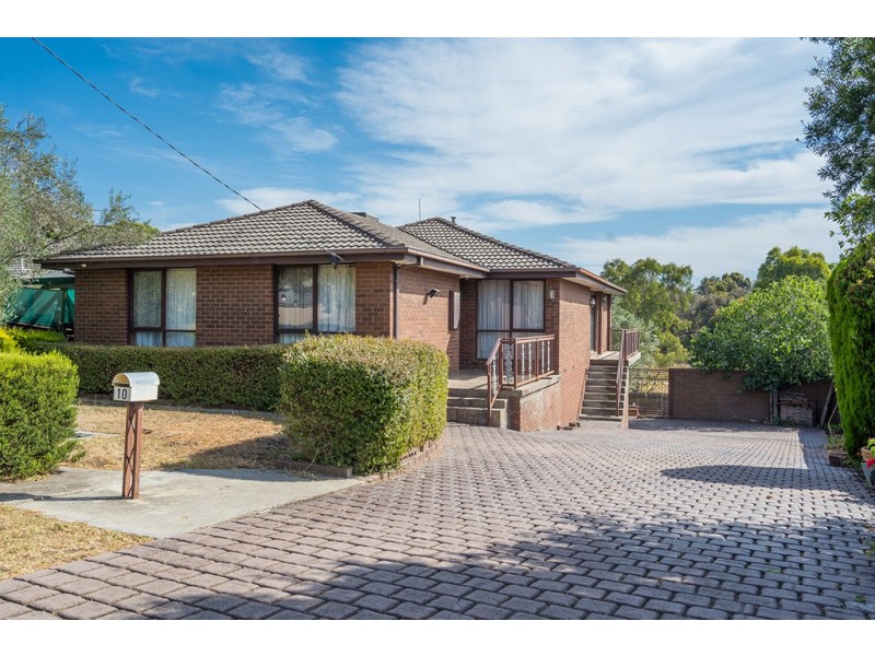 10 Penryn Place, Craigieburn VIC 3064