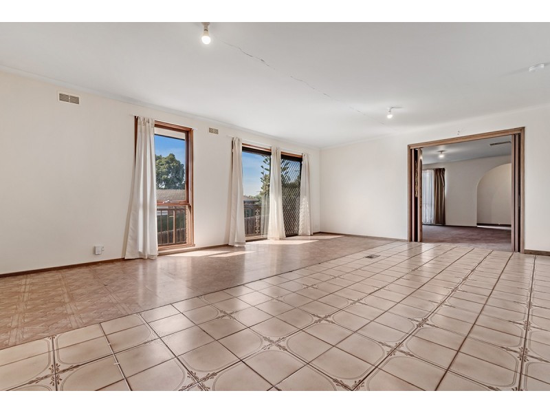 10 Penryn Place, Craigieburn VIC 3064