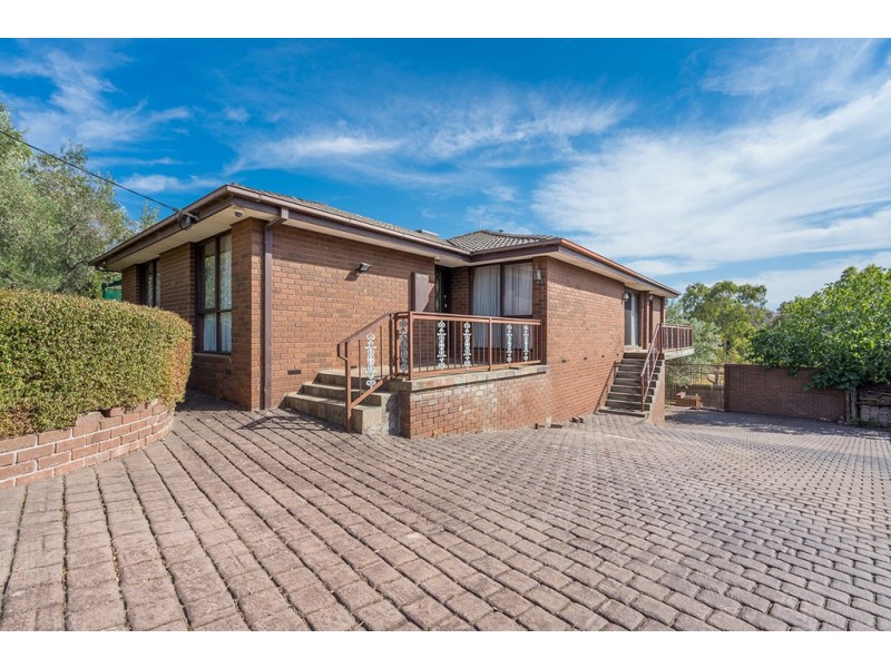 10 Penryn Place, Craigieburn VIC 3064