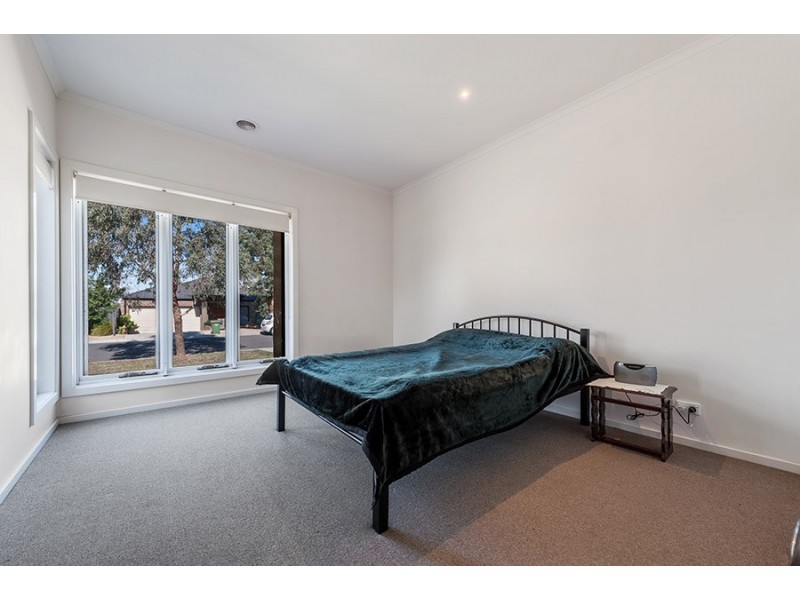 64 Corringa Way, Craigieburn VIC 3064