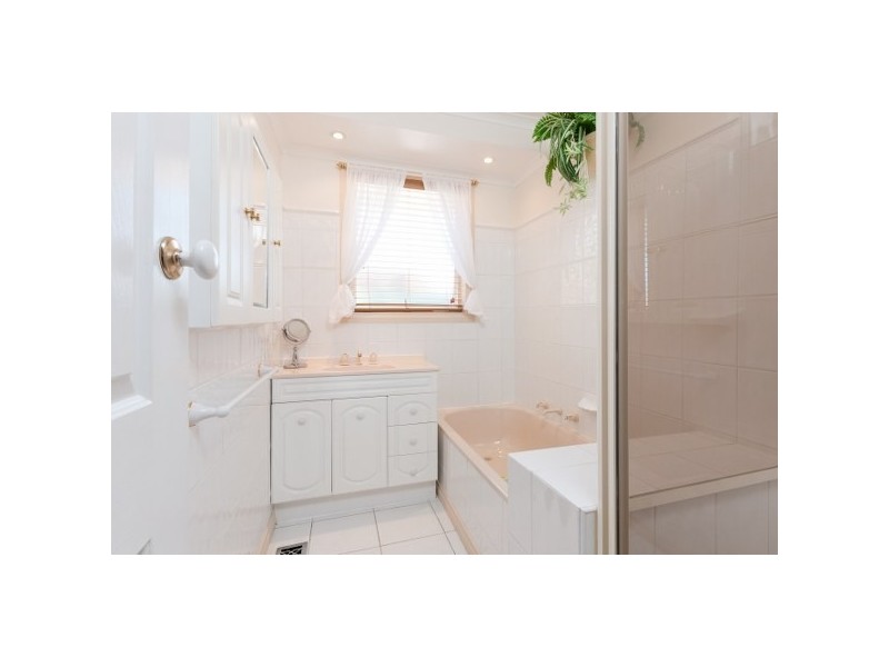 35 Kilmore Crescent, Dallas VIC 3047