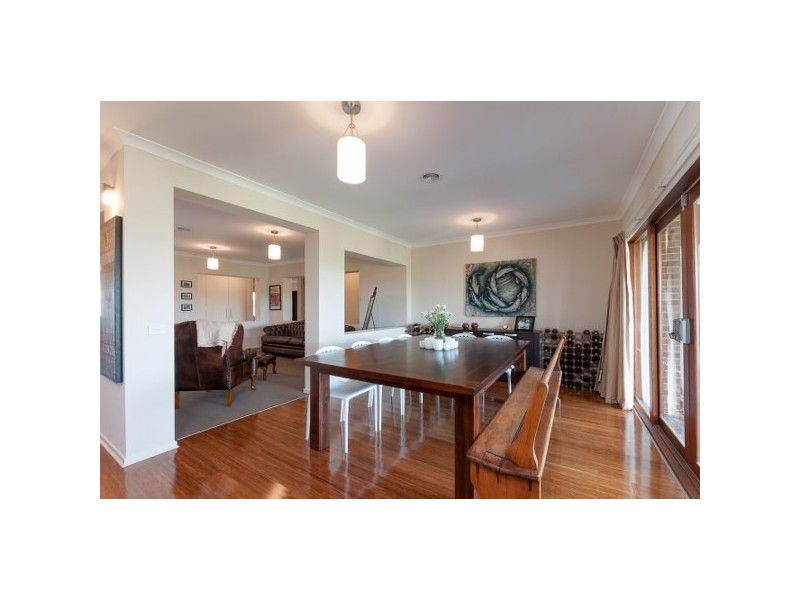 34 Mandalay Circuit, Beveridge VIC 3753