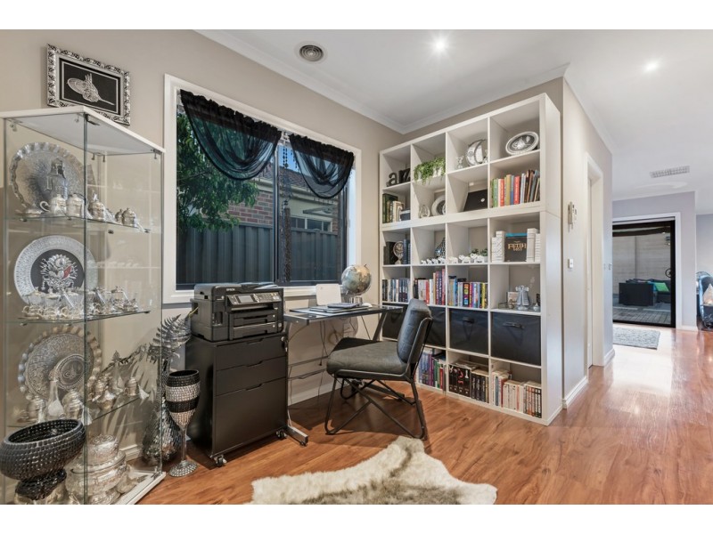 59 Flagstaff Loop, Craigieburn VIC 3064