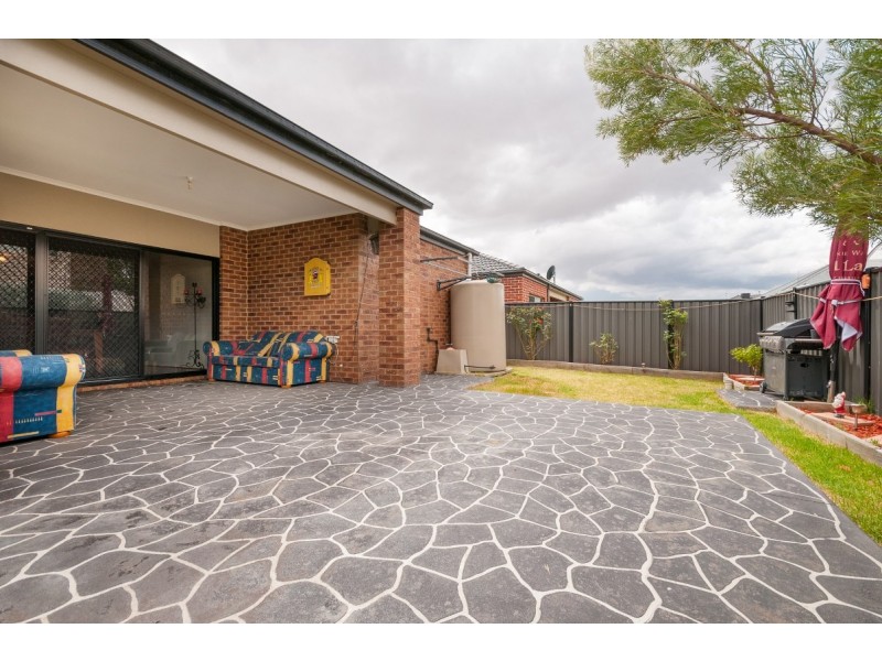 34 Middlesborough Drive, Craigieburn VIC 3064