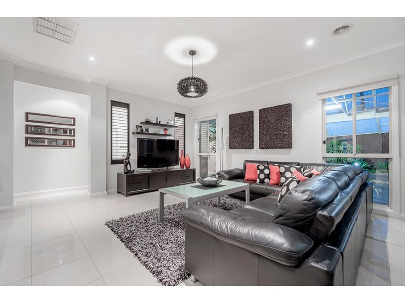 8 Northstead Way, Craigieburn VIC 3064