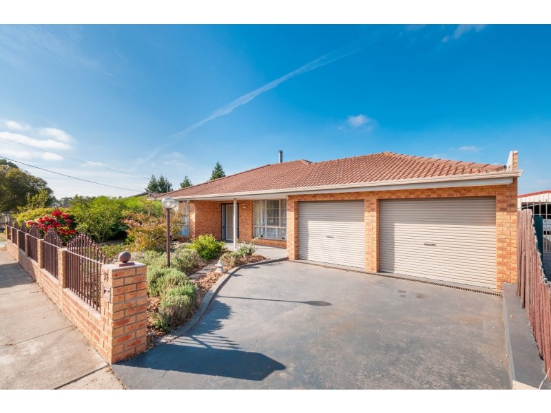 38 Longtown Court, Craigieburn VIC 3064