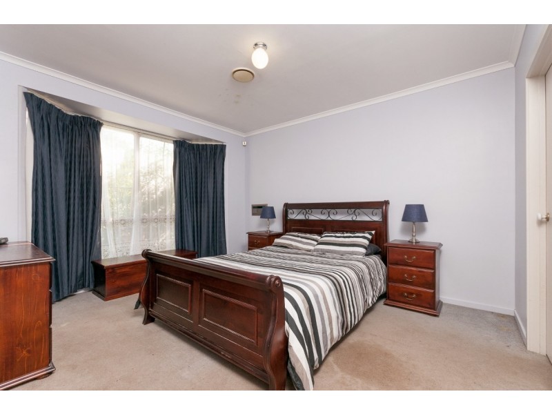 38 Longtown Court, Craigieburn VIC 3064
