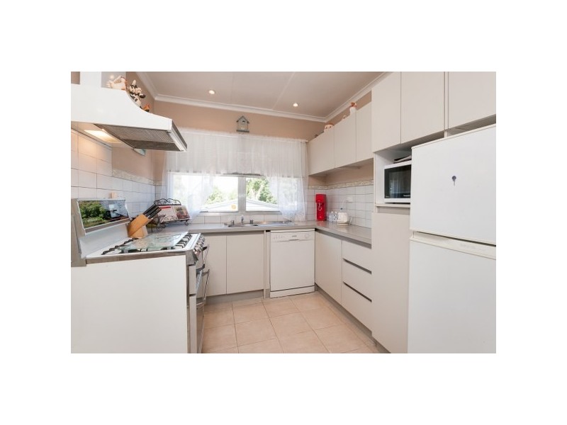 24 Warragul Street, Dallas VIC 3047