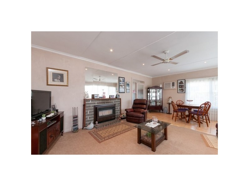 24 Warragul Street, Dallas VIC 3047