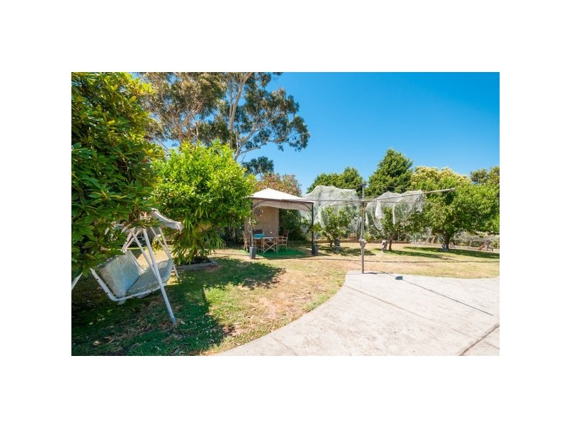 24 Warragul Street, Dallas VIC 3047