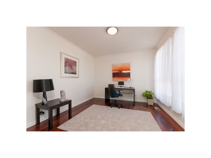 20 Dorset Drive, Greenvale VIC 3059