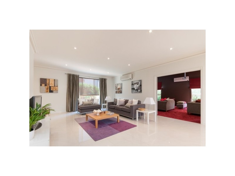 20 Dorset Drive, Greenvale VIC 3059