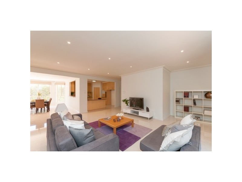 20 Dorset Drive, Greenvale VIC 3059