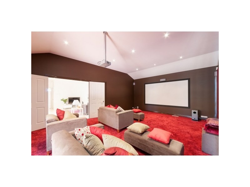 20 Dorset Drive, Greenvale VIC 3059