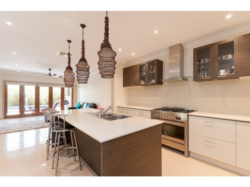 19 Fletcher Road, Craigieburn VIC 3064