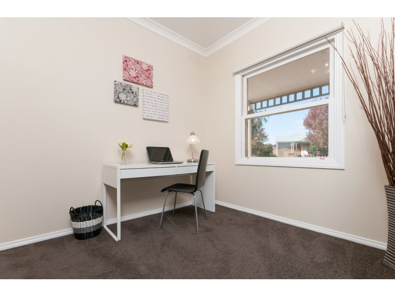 5 Parkstone View, Craigieburn VIC 3064