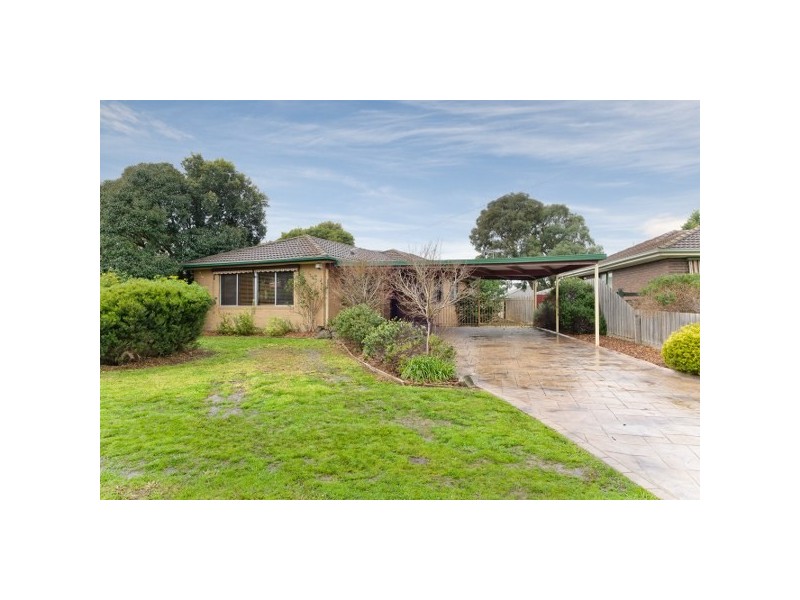 6 Waverley Court, Craigieburn VIC 3064