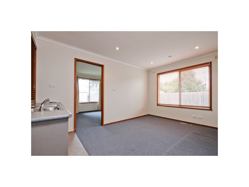 6 Waverley Court, Craigieburn VIC 3064