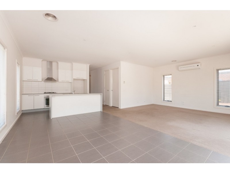 2 Stafford Link, Craigieburn VIC 3064
