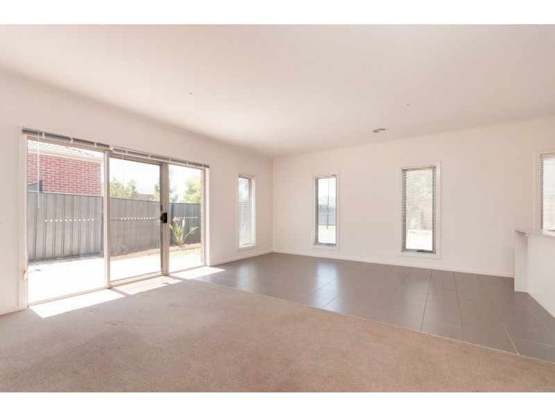 2 Stafford Link, Craigieburn VIC 3064