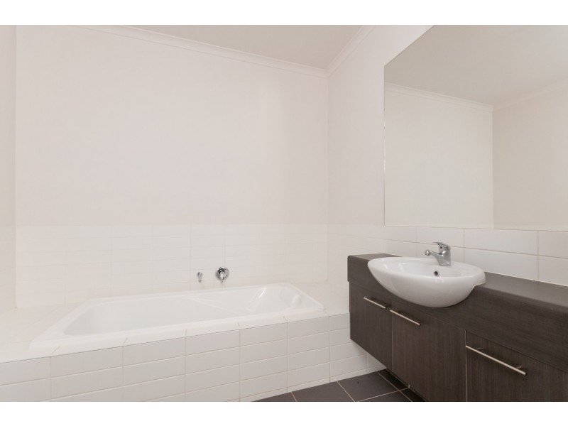 2 Stafford Link, Craigieburn VIC 3064