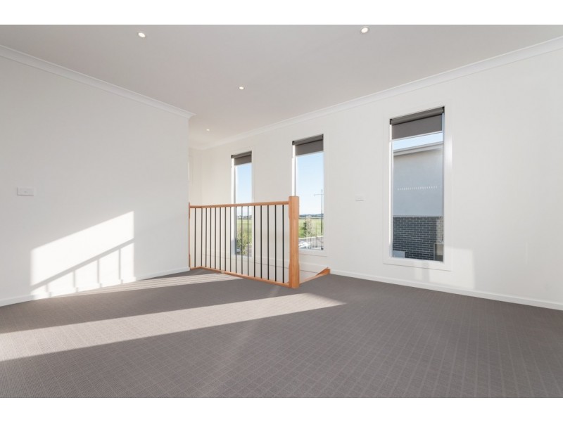 1/2 Marathon Boulevard, Craigieburn VIC 3064