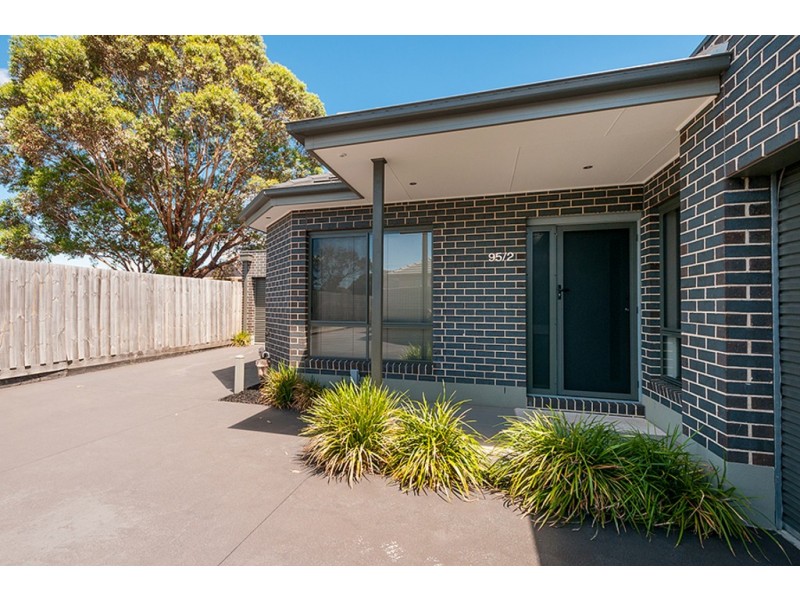 2/95 Dianne Avenue, Craigieburn VIC 3064