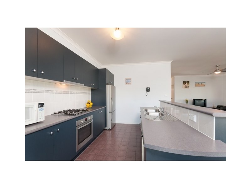 6 Aberfeldie Place, Craigieburn VIC 3064