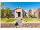 28 Hoxton Cres, Craigieburn VIC 3064