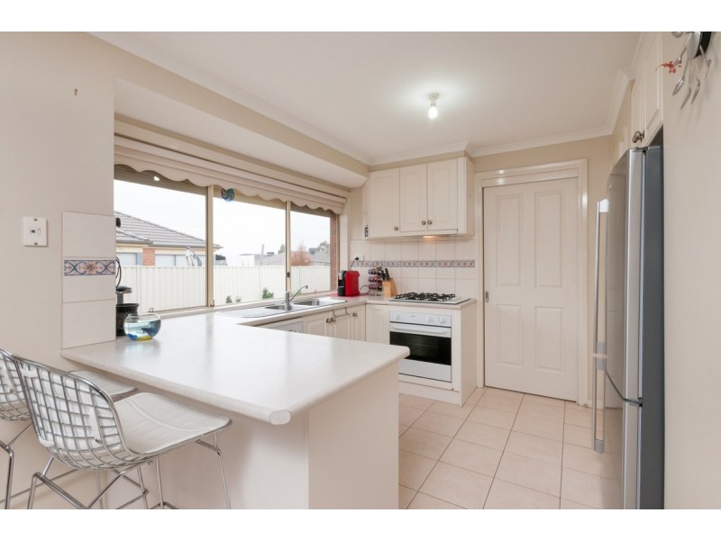 15 Tusmore Rise, Craigieburn VIC 3064