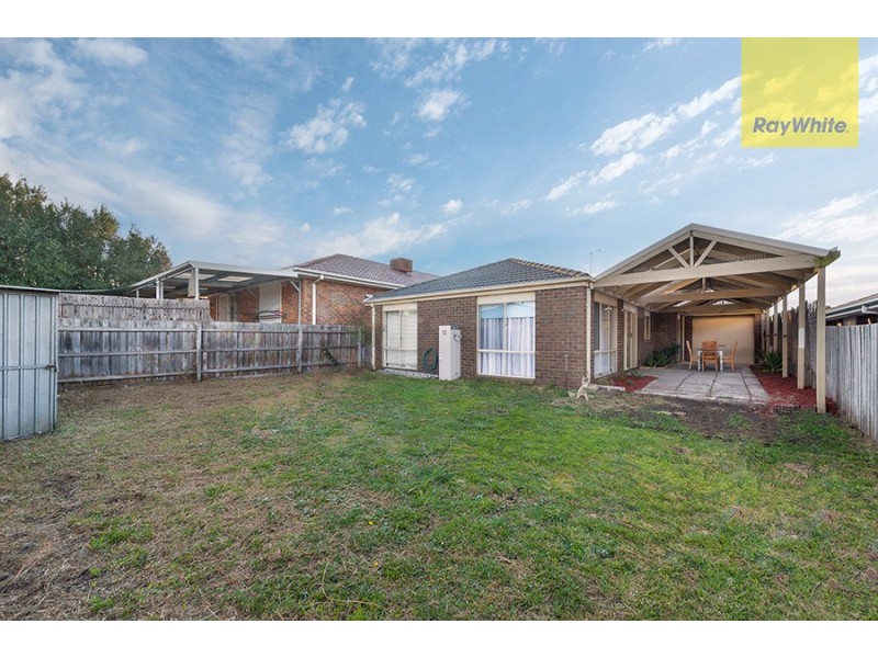 8 Kennedy Parade, Roxburgh Park VIC 3064