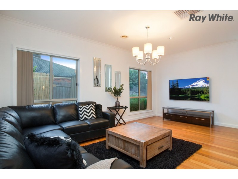 3 Reay Drive, Craigieburn VIC 3064