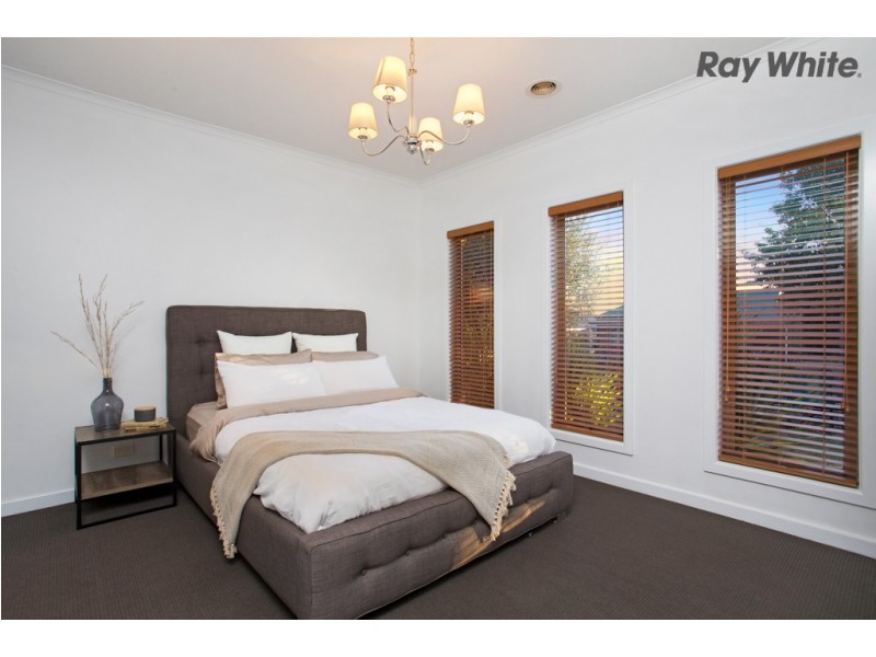3 Reay Drive, Craigieburn VIC 3064