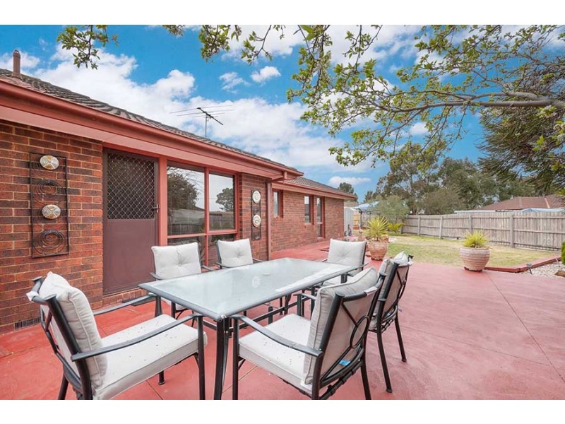 16 Crawley Court, Craigieburn VIC 3064