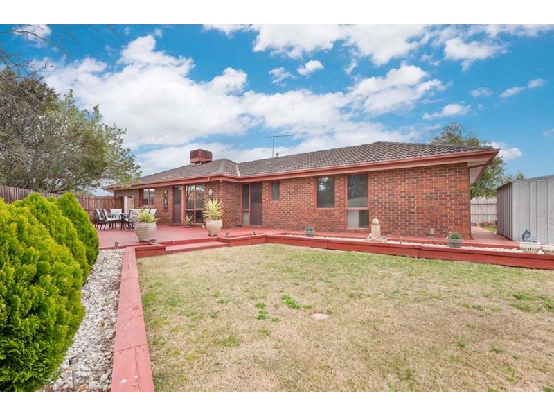 16 Crawley Court, Craigieburn VIC 3064