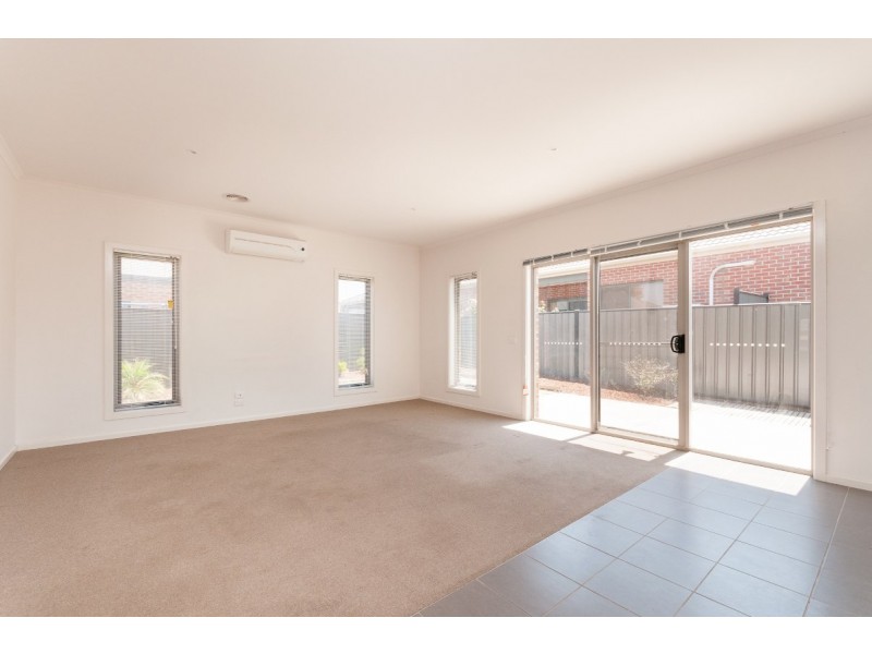 2 Stafford Link, Craigieburn VIC 3064