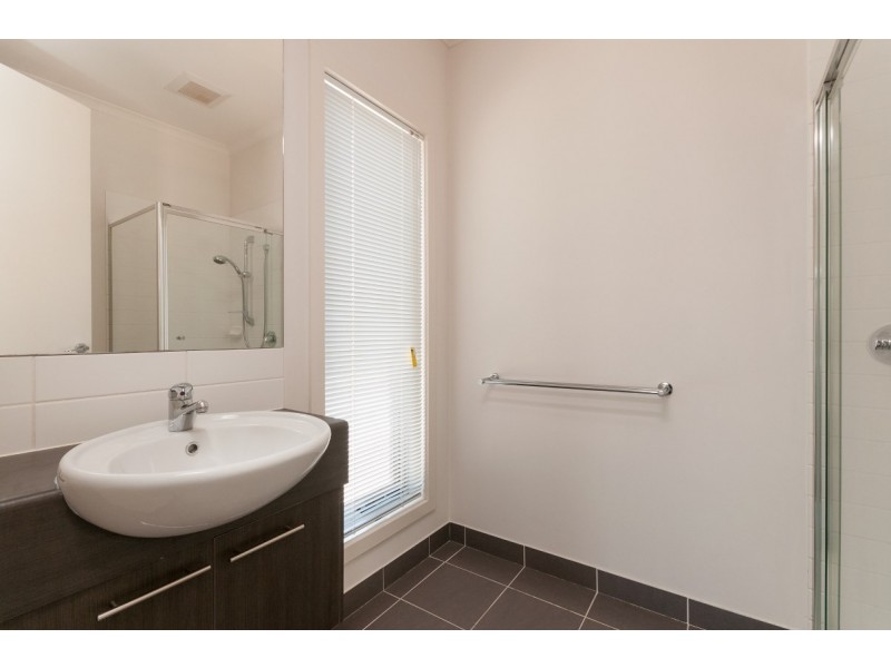 2 Stafford Link, Craigieburn VIC 3064
