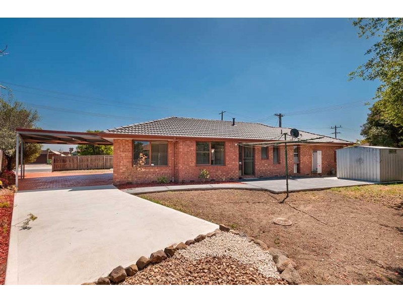 2 Crawley Court, Craigieburn VIC 3064