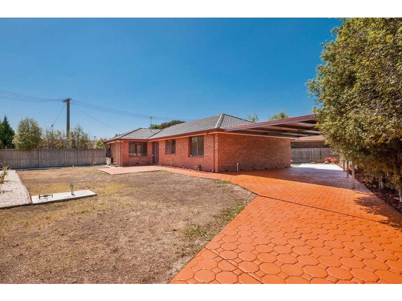 2 Crawley Court, Craigieburn VIC 3064