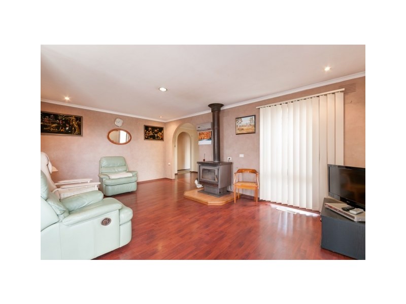 98 Arrowsmith Street, Beveridge VIC 3753