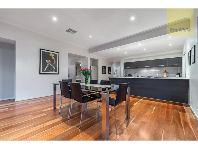 29 Thorngrove Avenue, Craigieburn VIC 3064