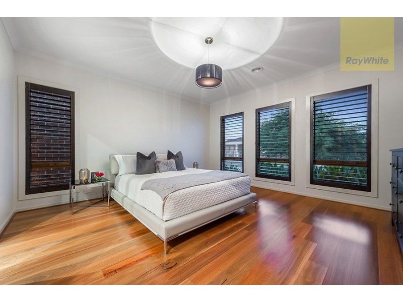 29 Thorngrove Avenue, Craigieburn VIC 3064