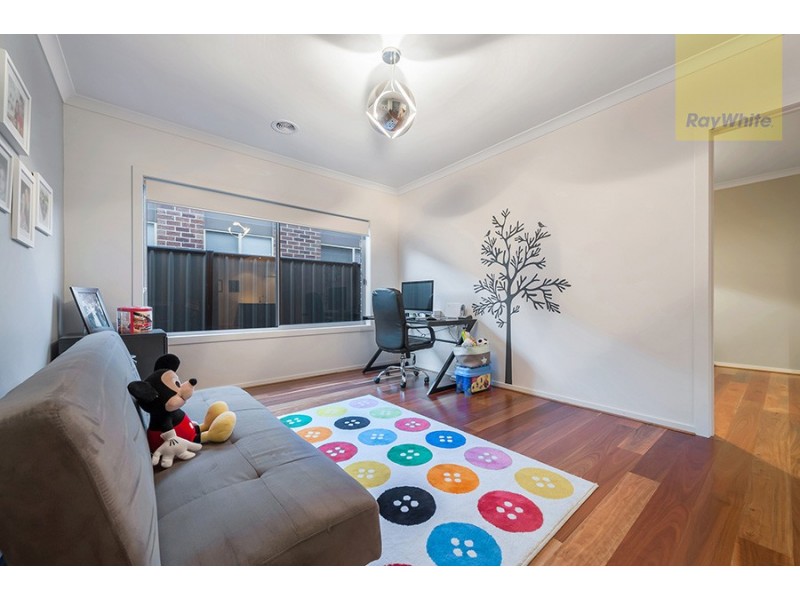 29 Thorngrove Avenue, Craigieburn VIC 3064
