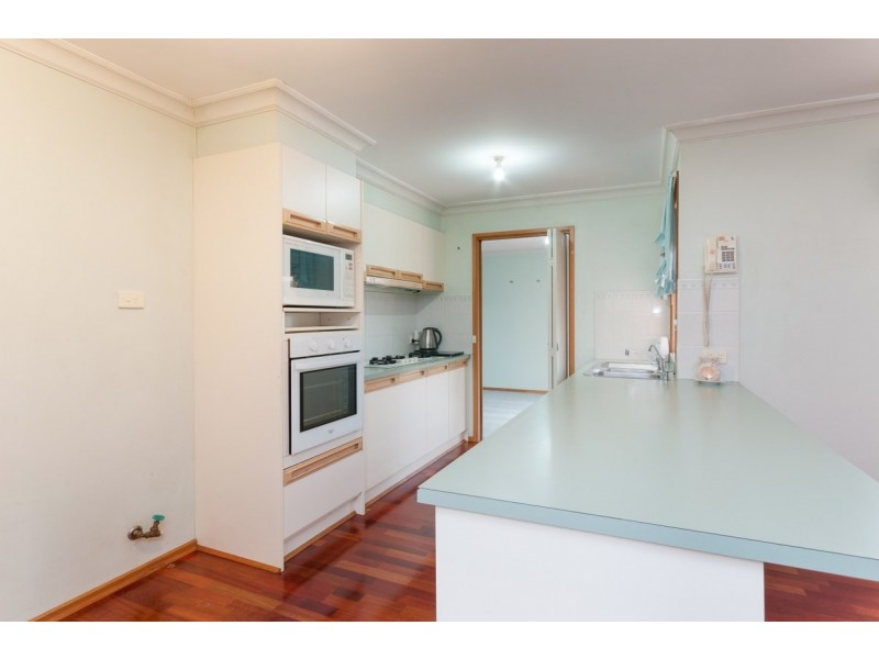 13 Surrey Court, Craigieburn VIC 3064