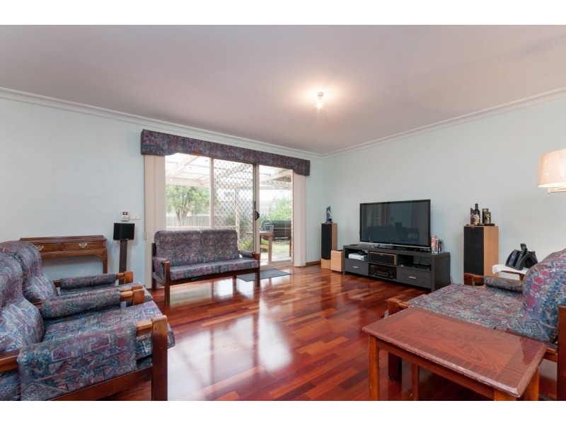 13 Surrey Court, Craigieburn VIC 3064