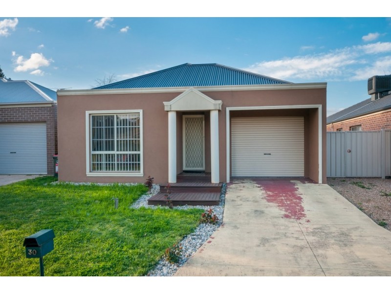 30 Fawkner Lane, Craigieburn VIC 3064