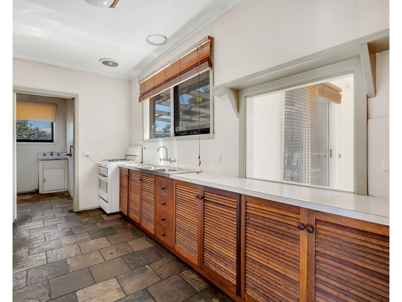 15 Hanson Road, Craigieburn VIC 3064