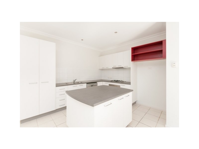 15 Crestview Close, Roxburgh Park VIC 3064