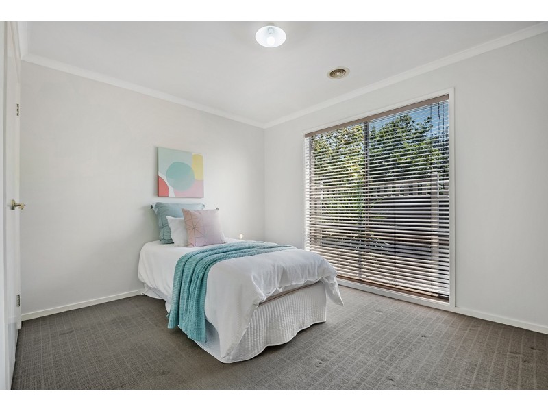 16 Mosman Way, Craigieburn VIC 3064