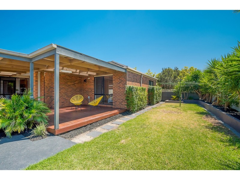 16 Mosman Way, Craigieburn VIC 3064